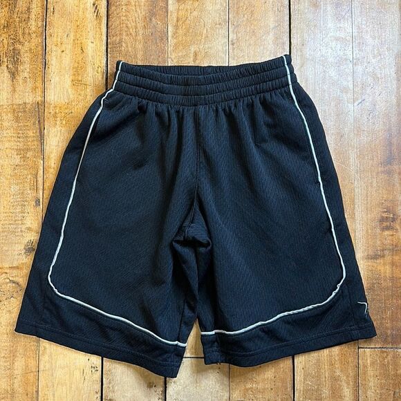 Old Navy Other - Old Navy shorts size 6 to 7 Black Active Wear athletic soccer basketball shorts